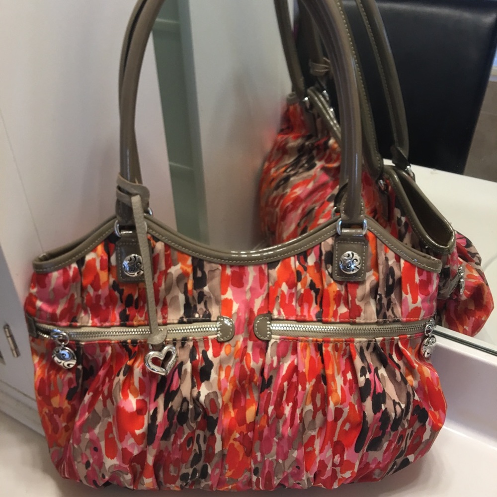 🌺🎀Brighton Watercolor Orange/Pink Shoulder Bag🌺